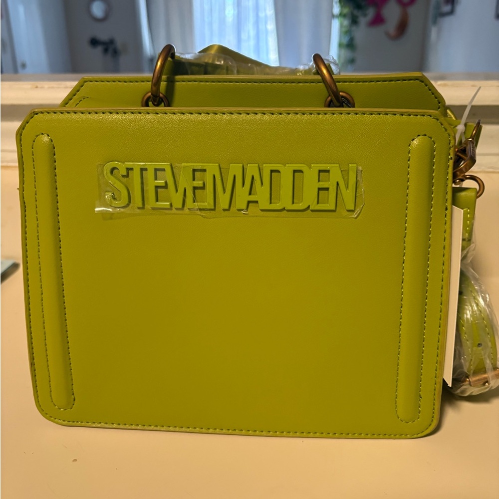 Steve Madden Bright Green Shoulder Bag